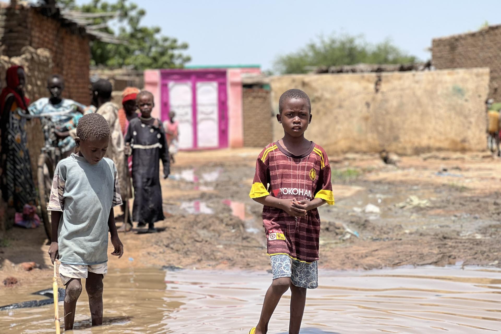 Children in Sudan affected by the floods